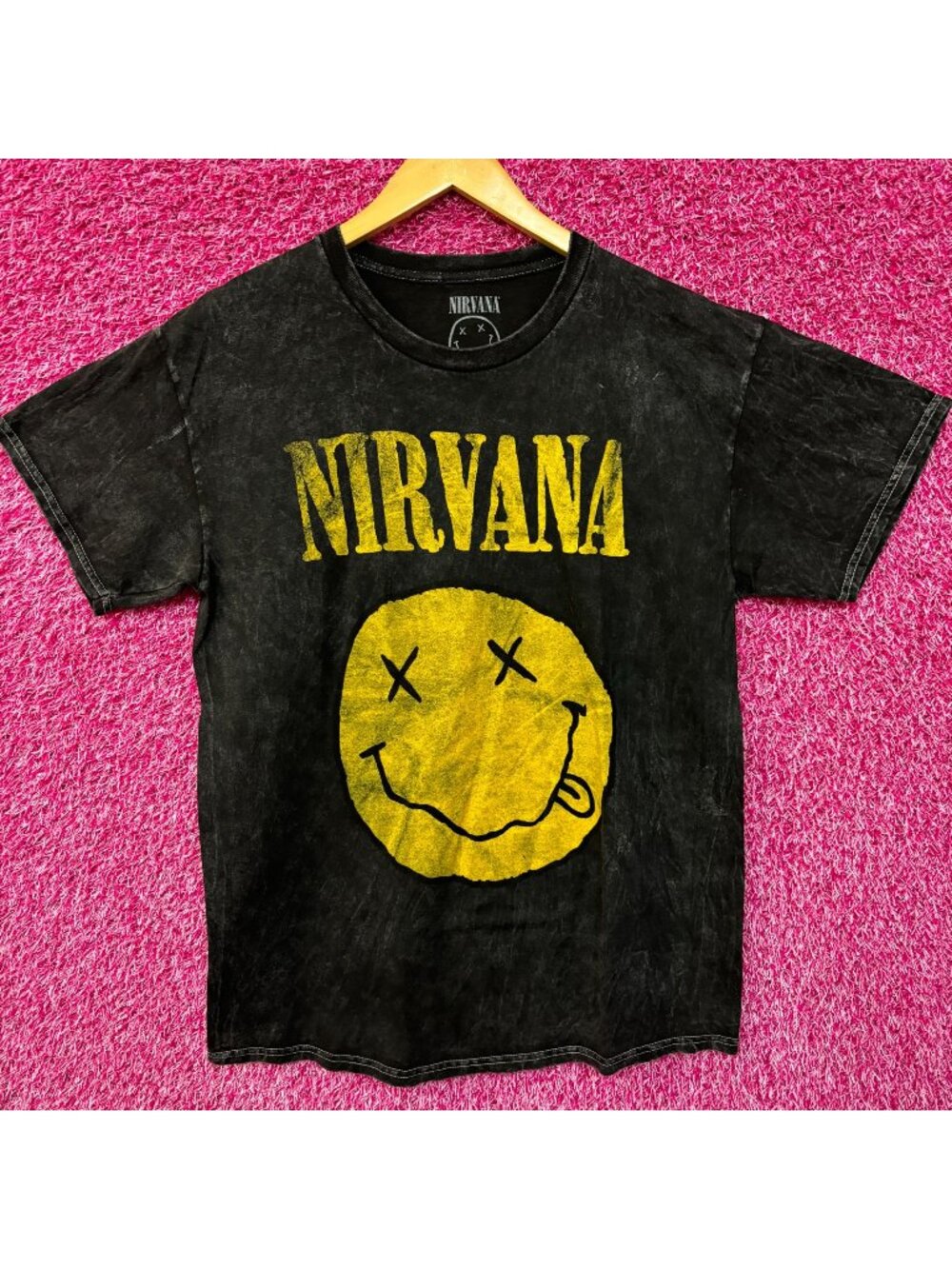 Nirvana Nevermind Smiley Face mineral wash grunge Tshirt size large